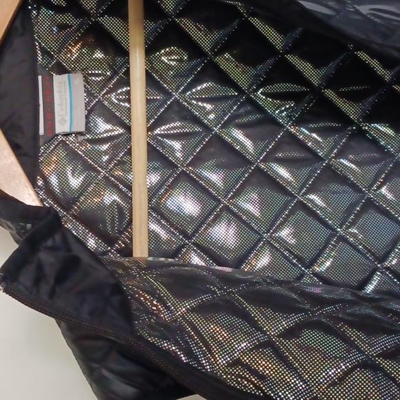 Columbia Omni-Heat Black Vest - Picture 12 of 13